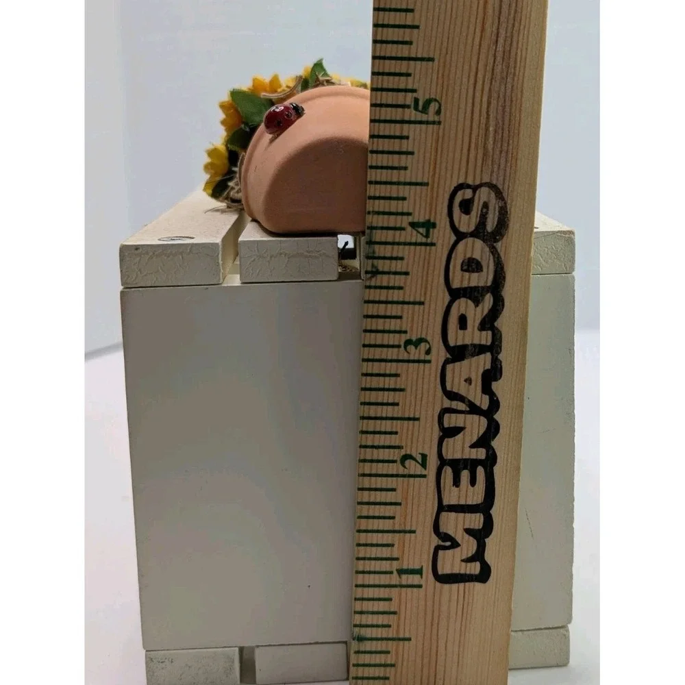 Vtg 1999 ABC Sunflower Napkin Holder Birdhouse Country Farmhouse Decor